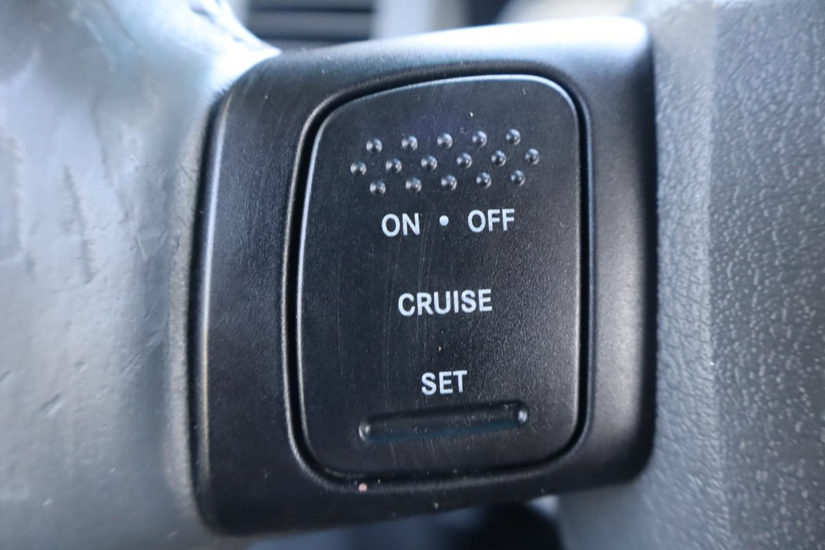 Used 2008 Dodge Durango Limited w/ Technology Group III AWD/4WD image 32