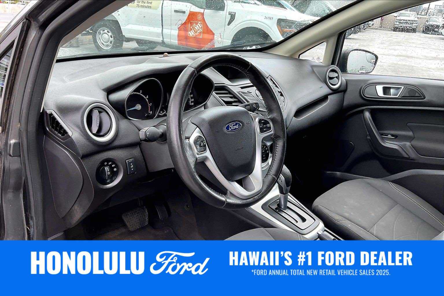Used 2016 Ford Fiesta SE FWD image 2