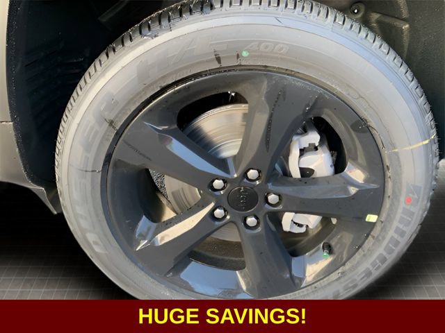 New 2025 Jeep Grand Cherokee L Altitude image 10