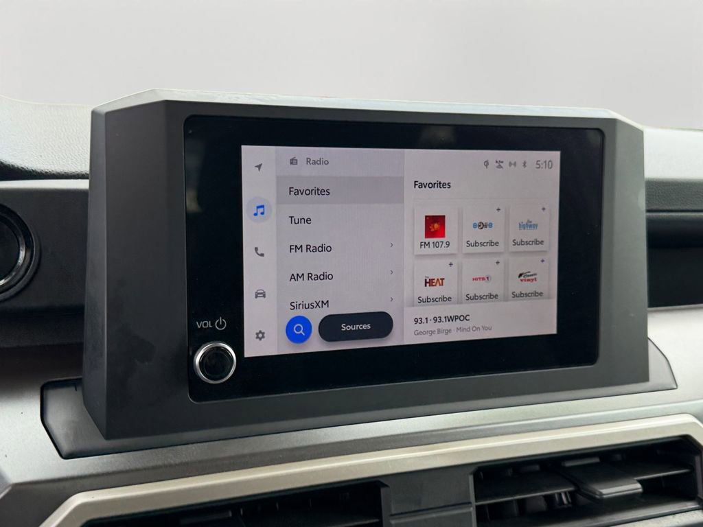 Used 2024 Toyota Tacoma SR5 AWD/4WD image 18