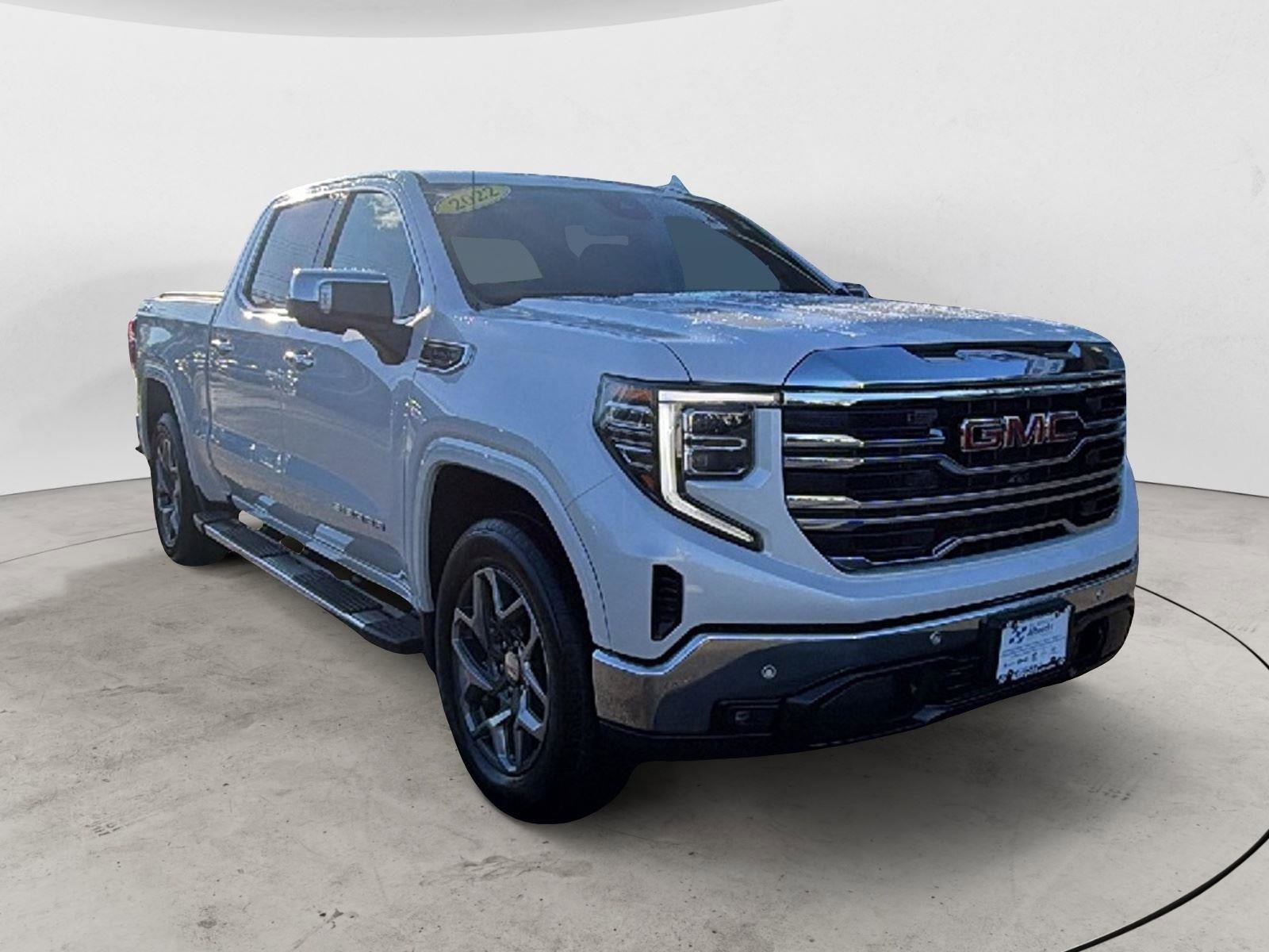 Used 2022 GMC Sierra 1500 SLT w/ SLT Premium Plus Package image 1