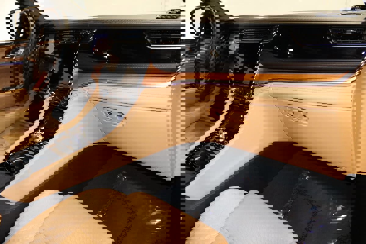 Used 2023 Jeep Grand Cherokee Summit image 75