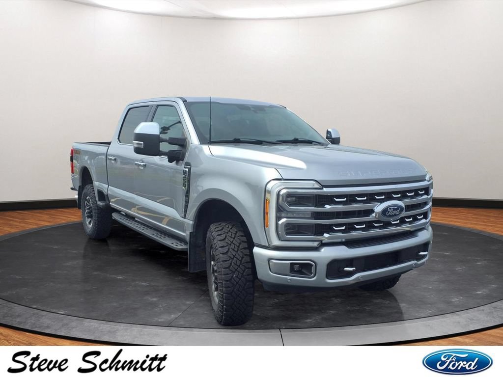 Used 2023 Ford F350 Platinum w/ Tremor Off-Road Package AWD/4WD image 34