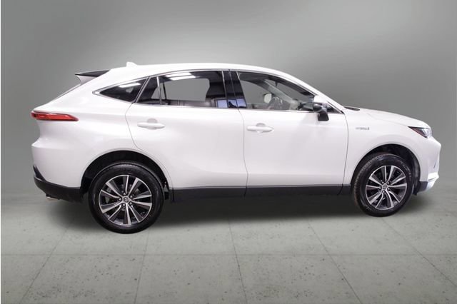 Used 2021 Toyota Venza LE image 6