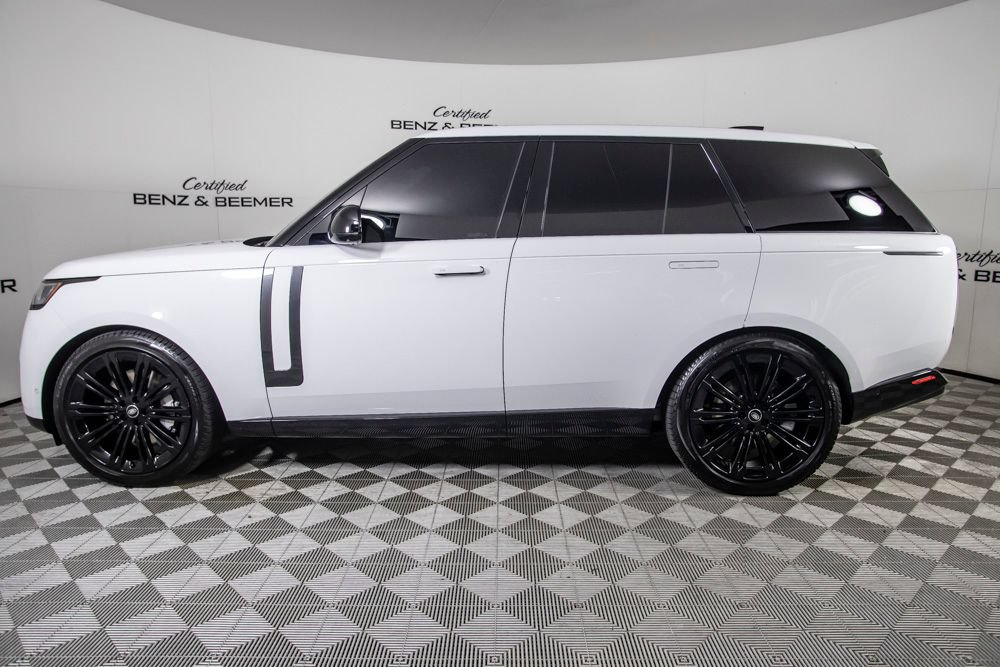 Used 2024 Land Rover Range Rover SE AWD/4WD image 10