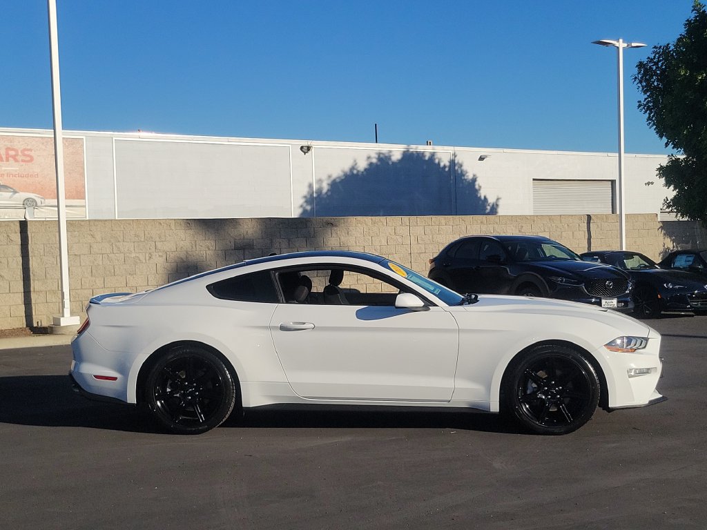 Used 2020 Ford Mustang Coupe w/ Black Accent Package RWD image 27