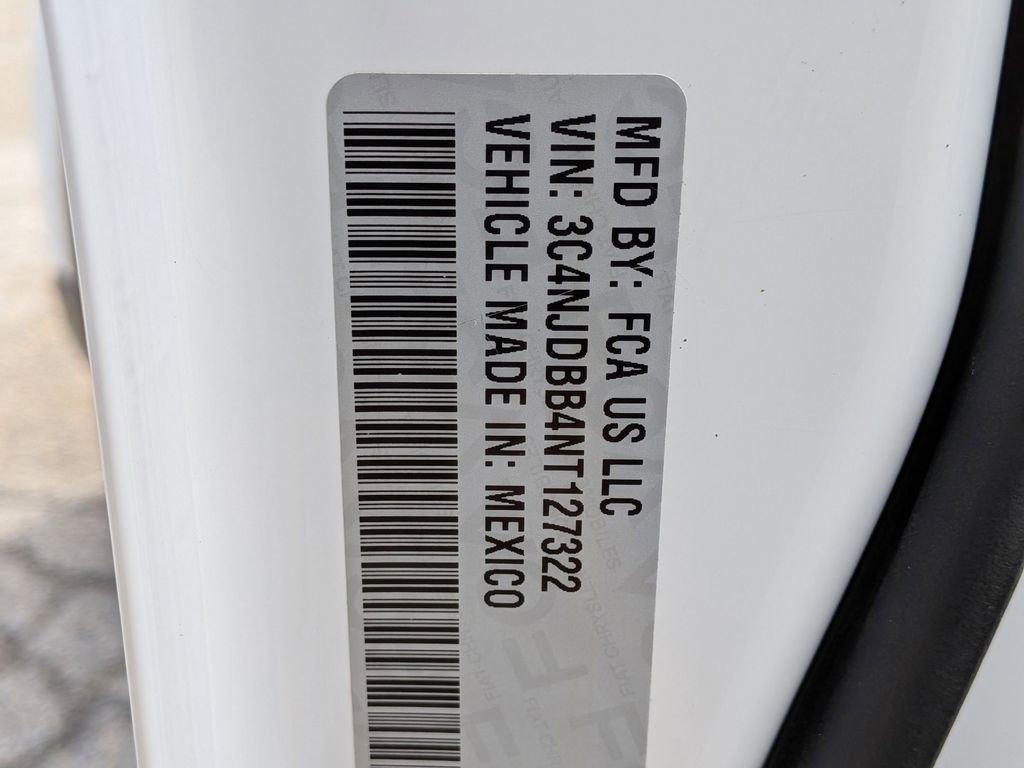 Certified 2022 Jeep Compass Latitude image 24