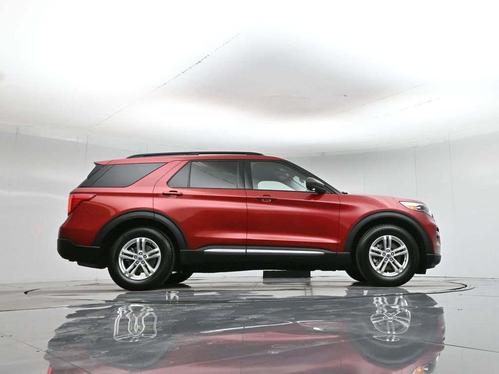 Certified 2020 Ford Explorer XLT w/ Equipment Group 202A image 54
