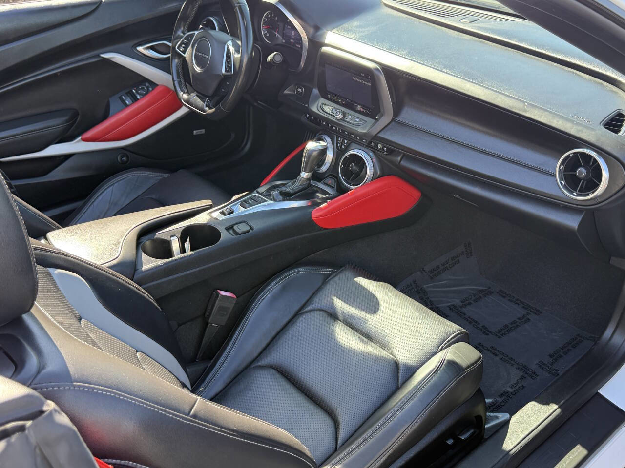 Used 2020 Chevrolet Camaro LT w/ RS Package RWD image 20