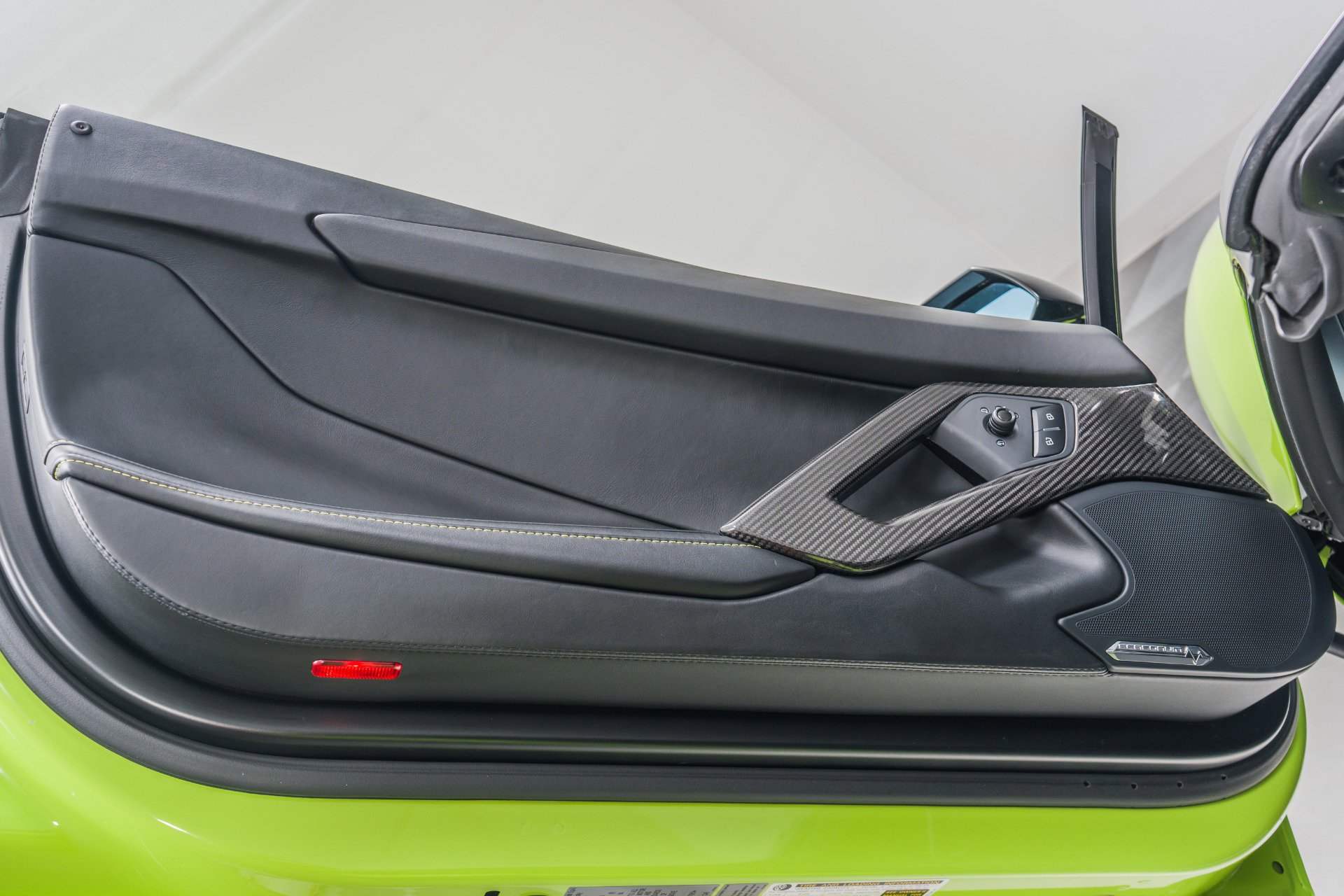 Used 2019 Lamborghini Aventador S image 44