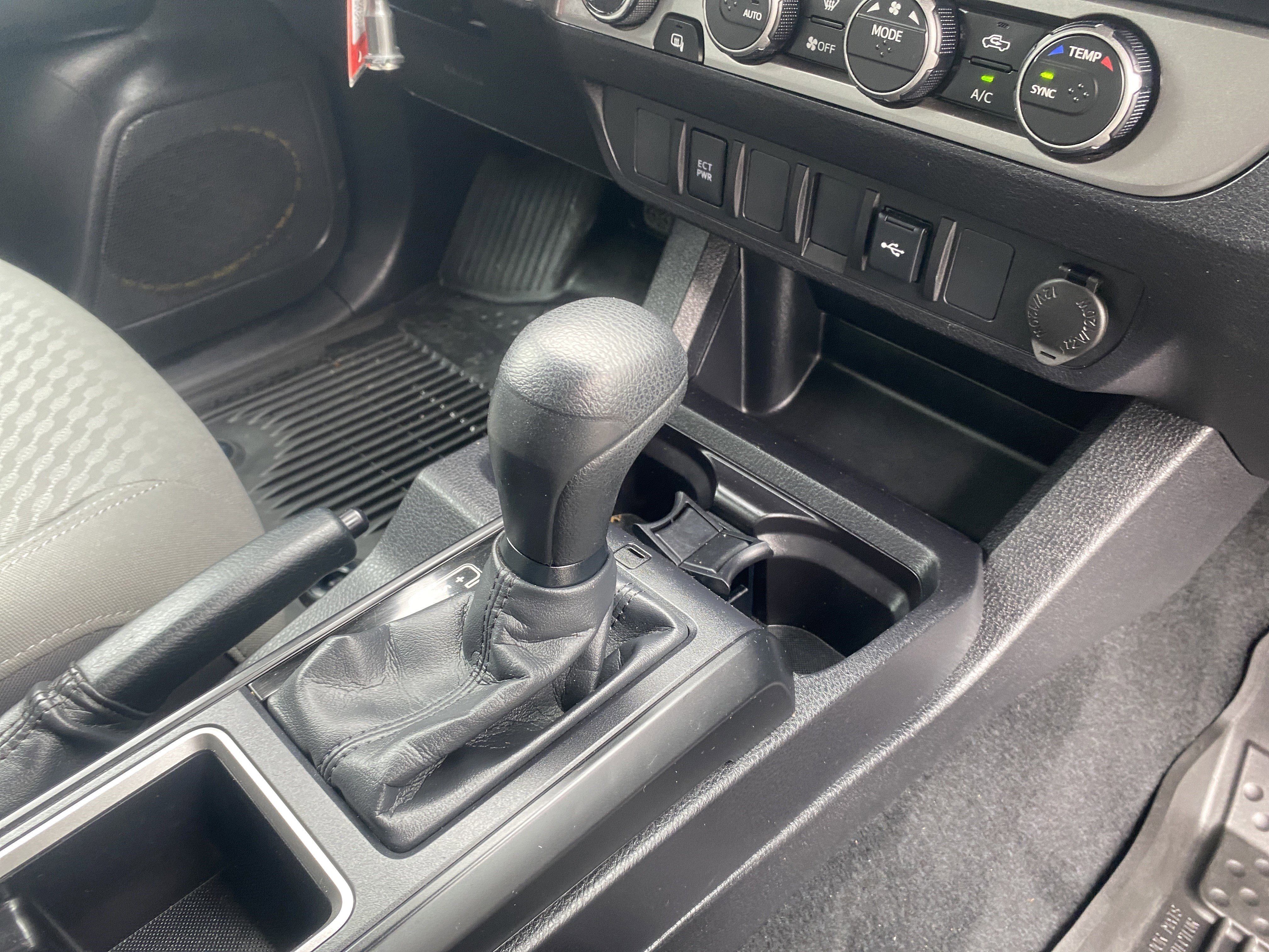 Used 2023 Toyota Tacoma SR AWD/4WD image 16