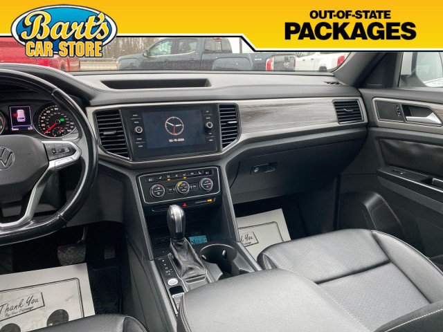 Used 2020 Volkswagen Atlas Cross Sport SE w/ Panoramic Sunroof Package FWD image 22