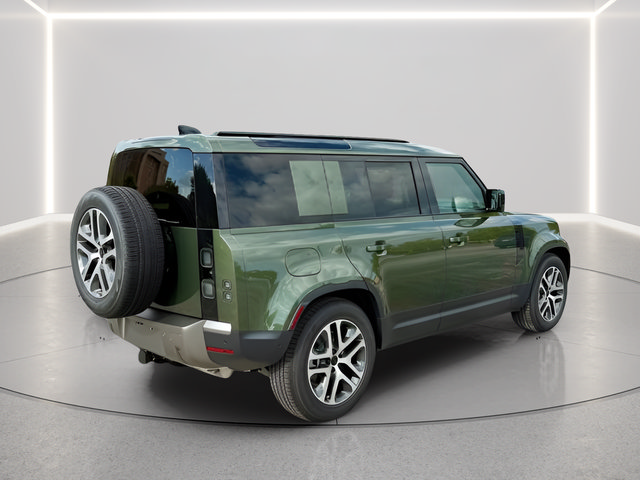 Certified 2026 Land Rover Defender 110 S AWD/4WD image 29