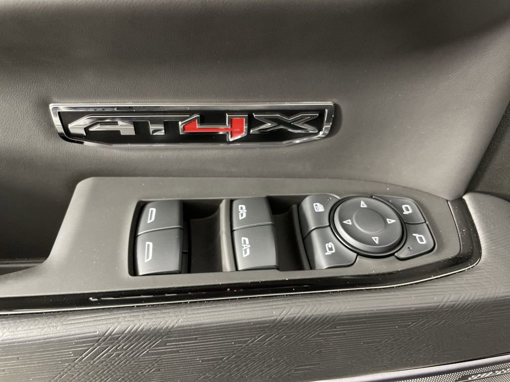 Used 2025 GMC Sierra 1500 AT4X image 24