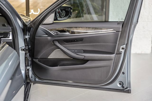 Used 2018 BMW 540i xDrive 540i xDRIVE - M SPORT - NAV - image 52