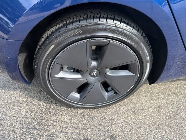 Used 2022 Tesla Model 3 Long Range AWD/4WD image 33
