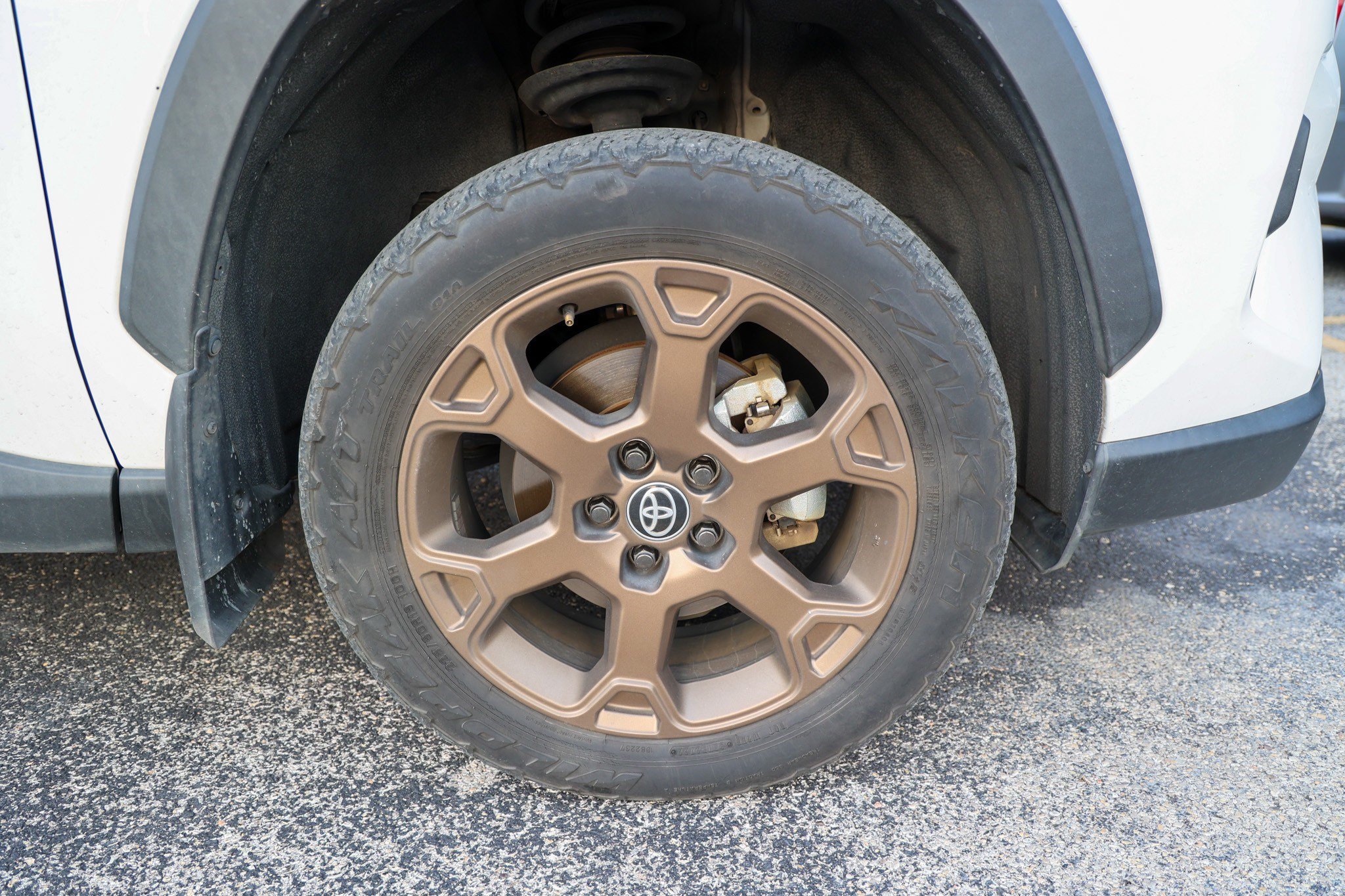 Used 2023 Toyota RAV4 AWD Hybrid image 13