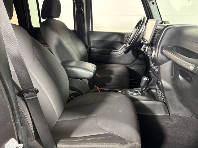 Used 2017 Jeep Wrangler Unlimited Sport image 13