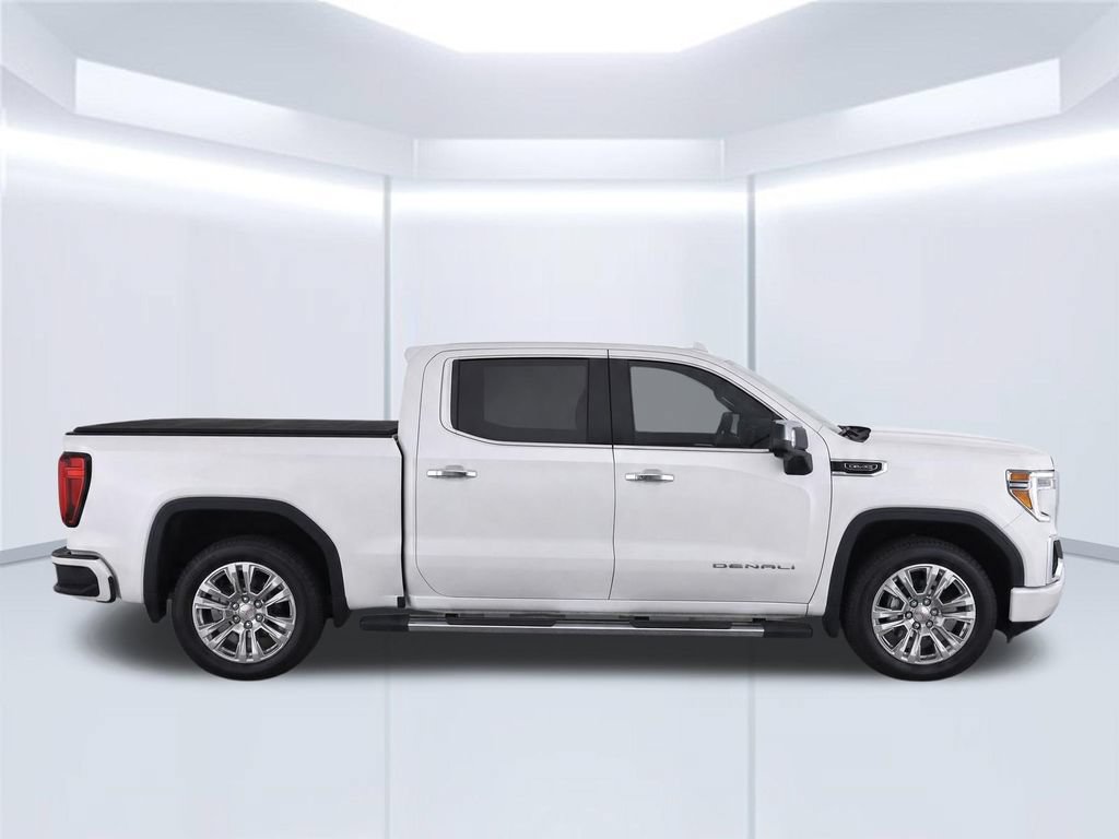 Used 2022 GMC Sierra 1500 Denali w/ Driver Alert Package II AWD/4WD image 11