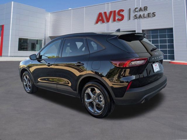 Used 2025 Ford Escape ST-Line image 9