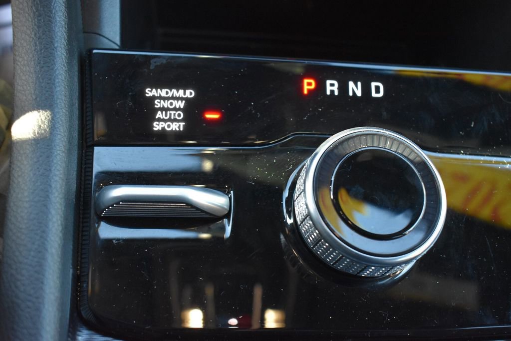 Certified 2025 Jeep Grand Cherokee Limited AWD/4WD image 35