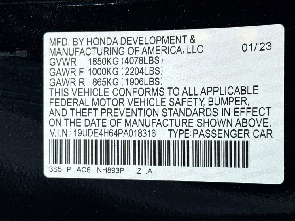 Used 2023 Acura Integra A-Spec image 32