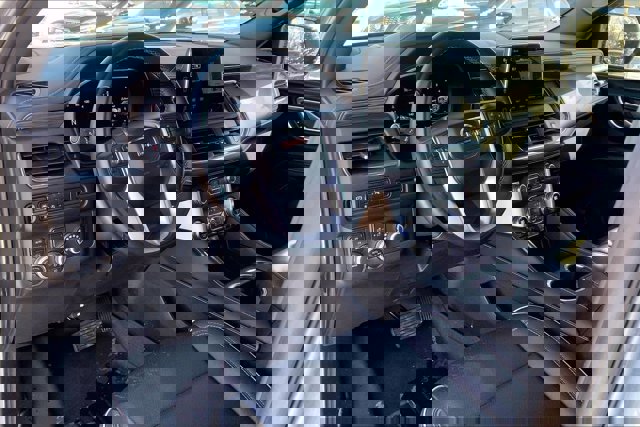 Used 2023 GMC Yukon XL SLT image 14