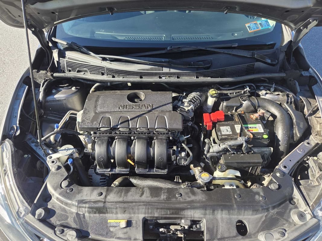 Used 2017 Nissan Sentra SR w/ Driver's Assist Package FWD image 24