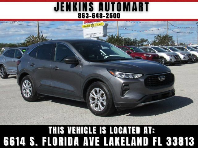 Used 2024 Ford Escape Active image 1