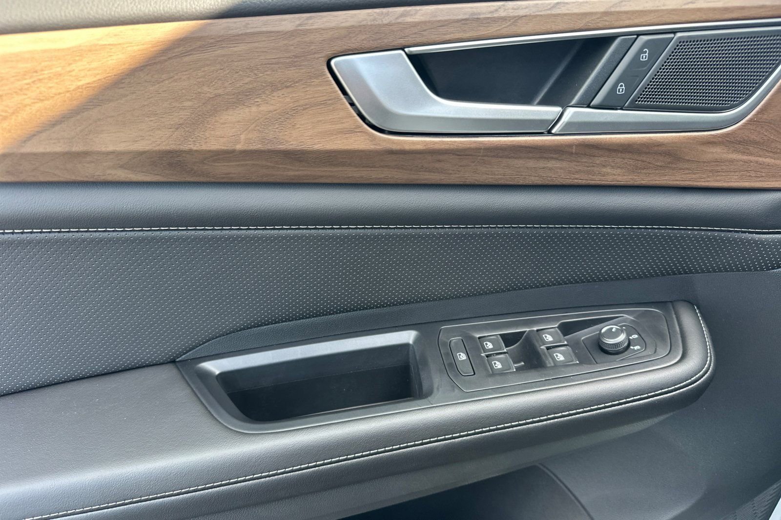 New 2026 Volkswagen Atlas SE AWD/4WD image 11