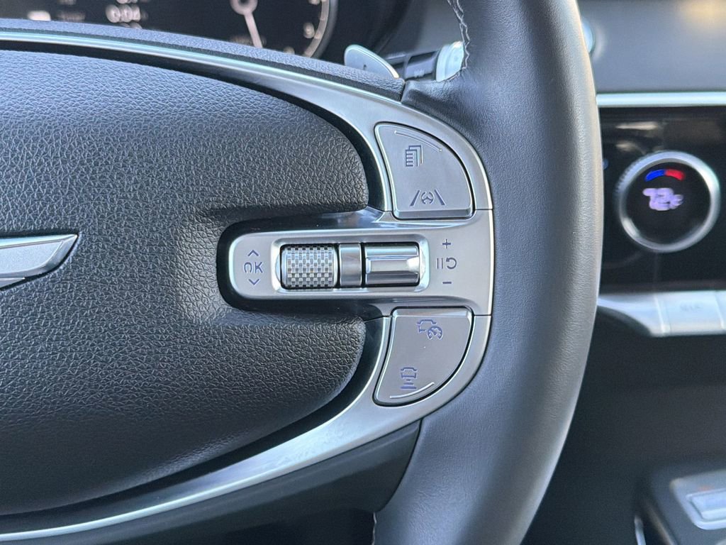 Used 2025 Genesis GV70 2.5T image 28