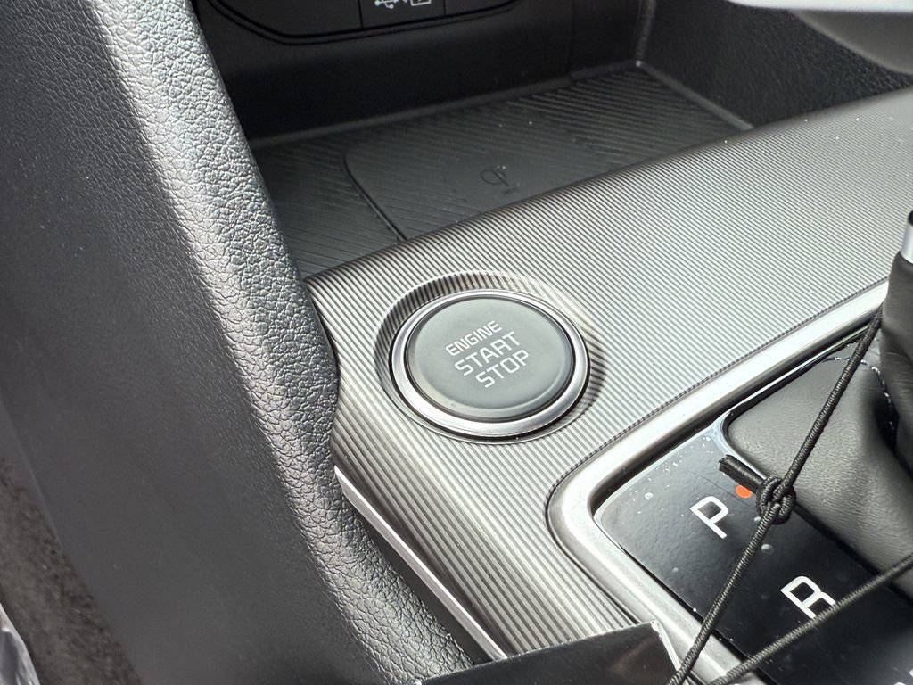 New 2026 Kia Sportage SX FWD image 33