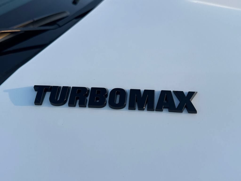 New 2026 Chevrolet Silverado 1500 Custom w/ Turbomax Blackout Package AWD/4WD image 10