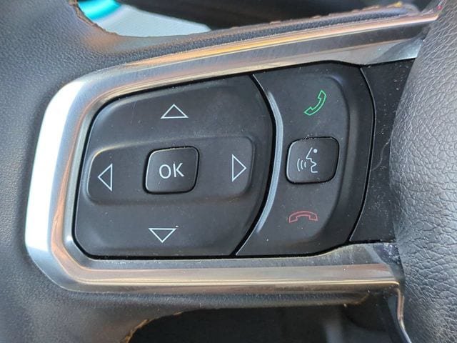 Used 2024 Jeep Wrangler Unlimited Sahara AWD/4WD image 24