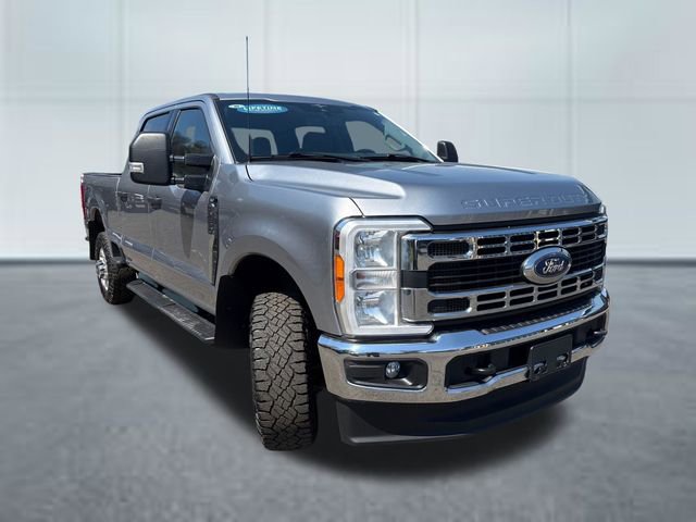Used 2023 Ford F250 XLT image 5