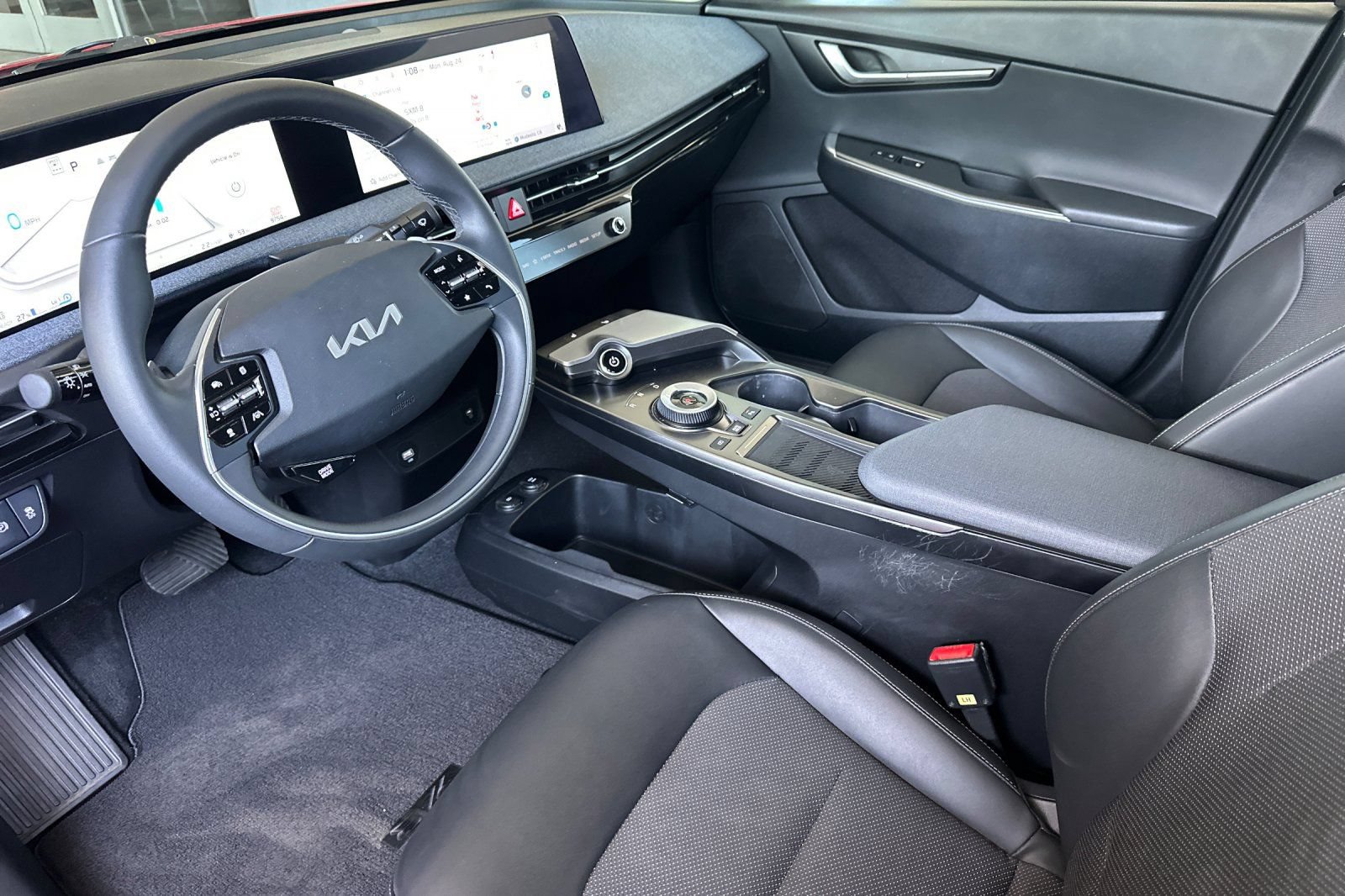 Used 2024 Kia EV6 Light RWD image 7