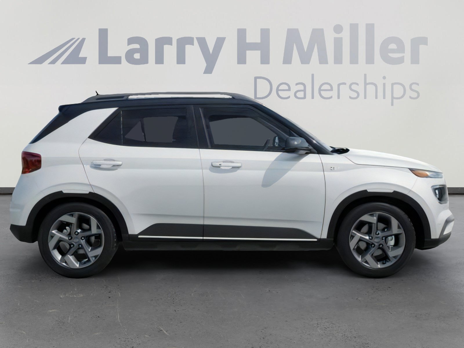 New 2026 Hyundai Venue SEL FWD image 7