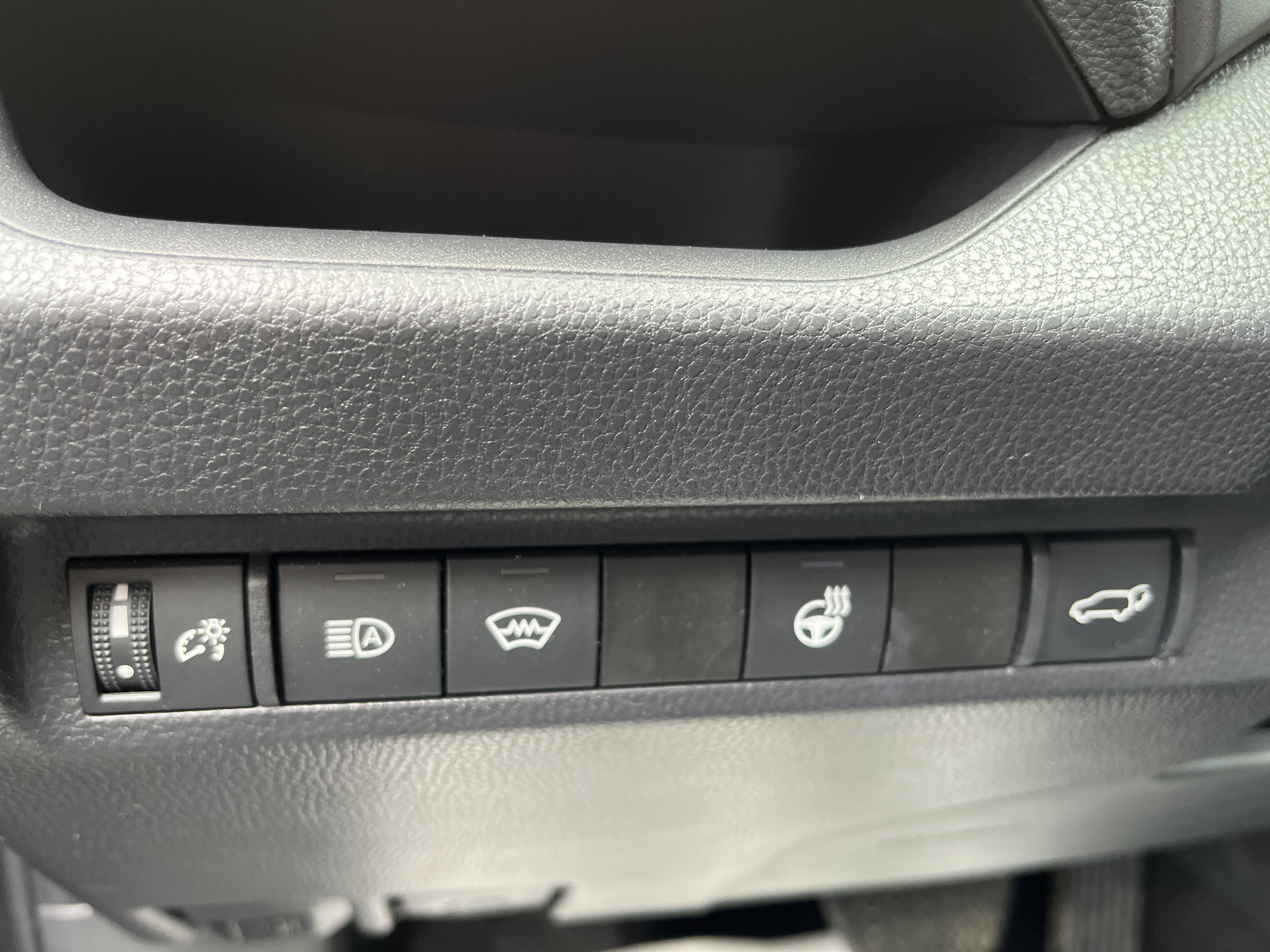 Used 2023 Toyota RAV4 XLE Premium AWD/4WD image 13
