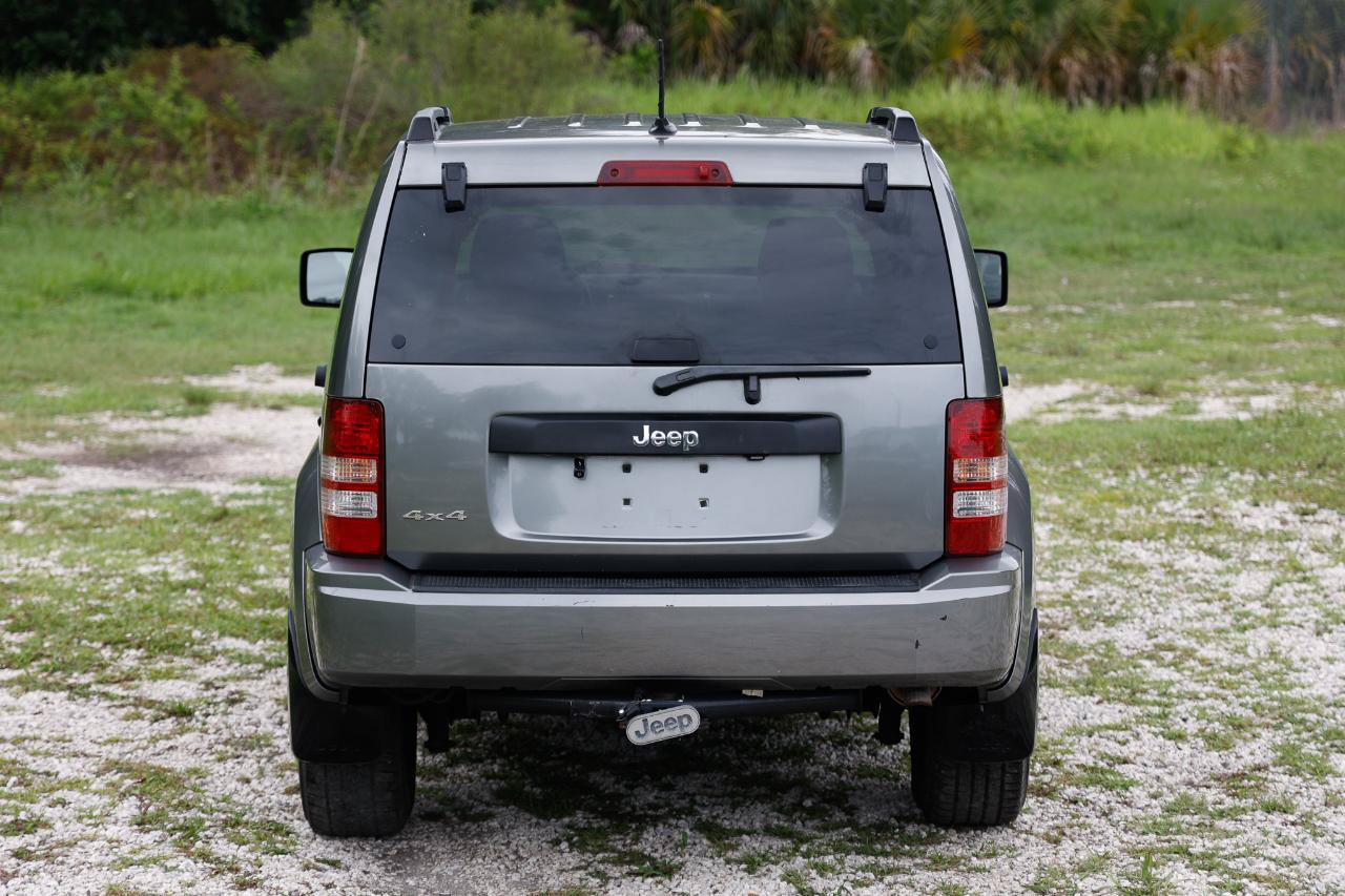 Used 2012 Jeep Liberty Sport w/ Popular Equipment Group AWD/4WD image 9