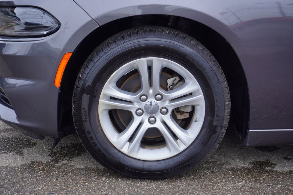 Used 2022 Dodge Charger SXT w/ Leather Interior Group image 10