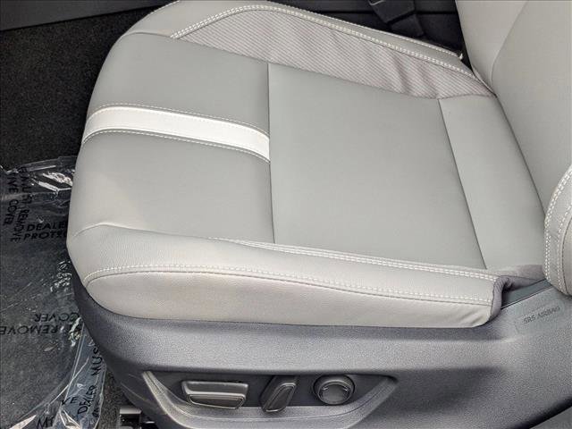 New 2026 Toyota Camry SE FWD image 3