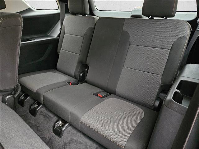 Used 2020 Chevrolet Traverse LS image 18