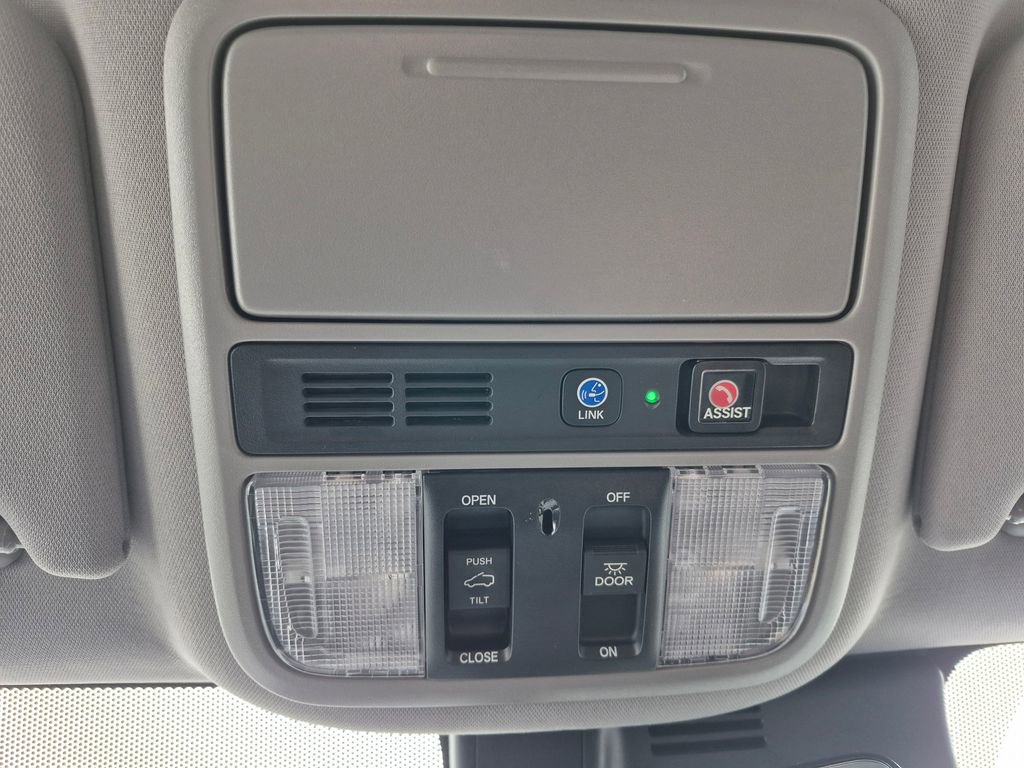 Used 2021 Honda Pilot Touring image 19