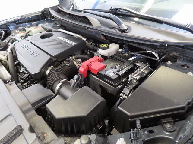 Used 2023 Nissan Rogue SV image 37