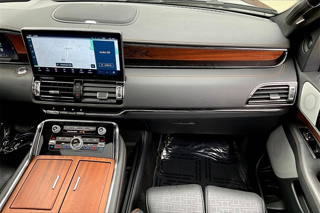 Used 2023 Lincoln Navigator Black Label image 26
