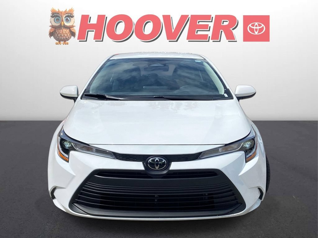Used 2025 Toyota Corolla LE FWD image 6