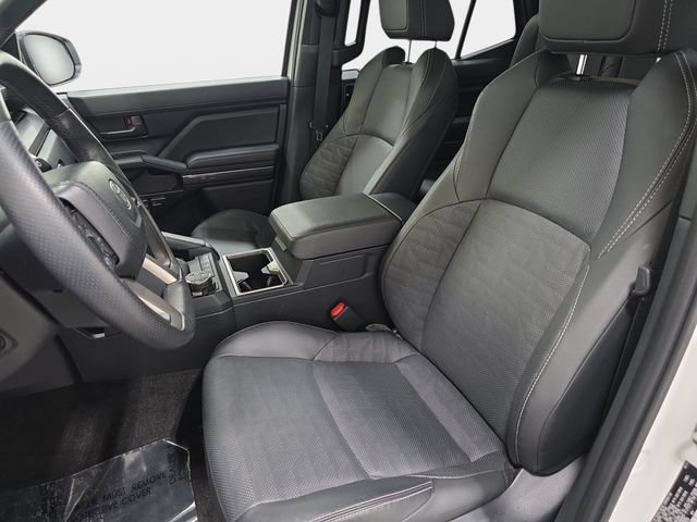 Certified 2025 Toyota 4Runner TRD Off-Road Premium w/ Tow Technology Package AWD/4WD image 11