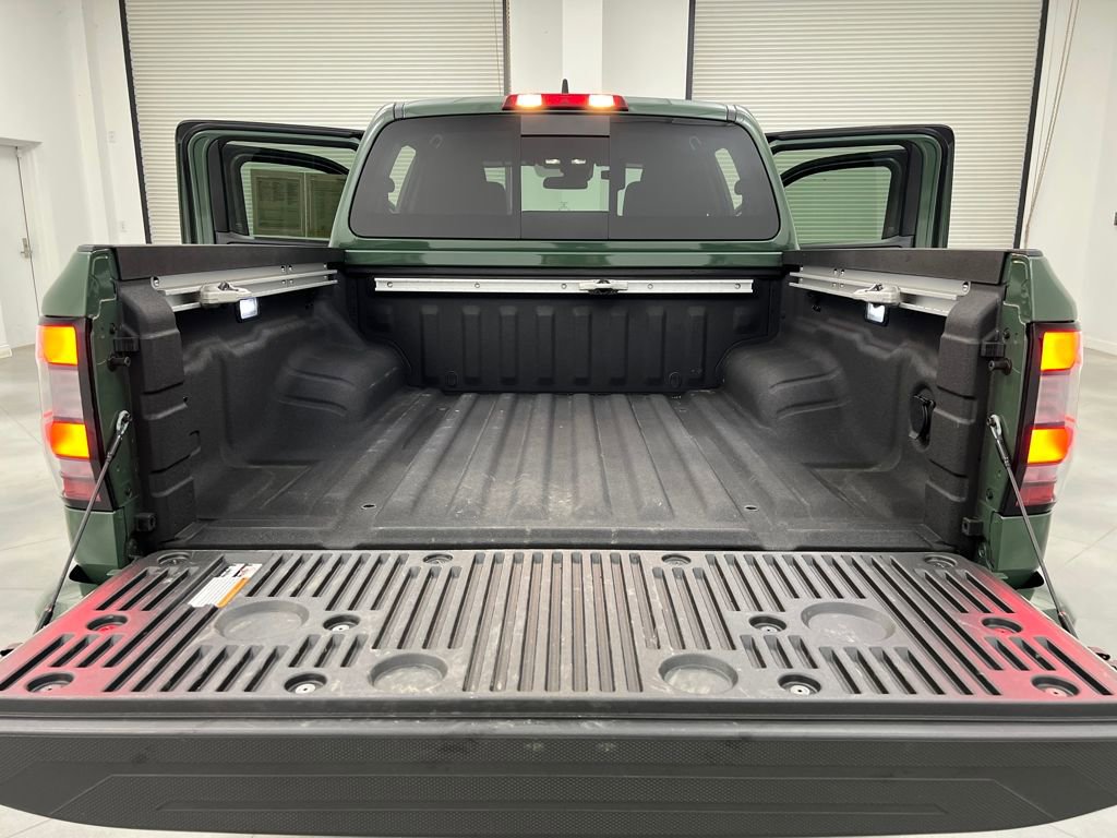 Used 2026 Nissan Frontier PRO-4X w/ Pro-4x Convenience Package image 32