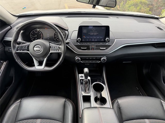 Used 2025 Nissan Altima 2.5 SR image 9