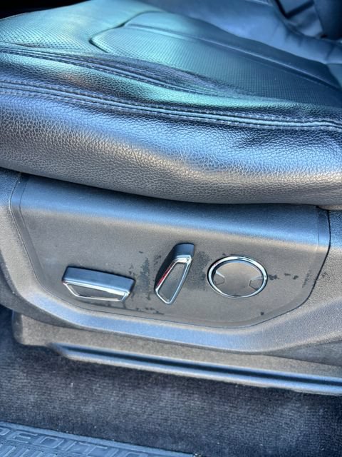 Used 2019 Ford Expedition Limited w/ Equipment Group 301A RWD image 18